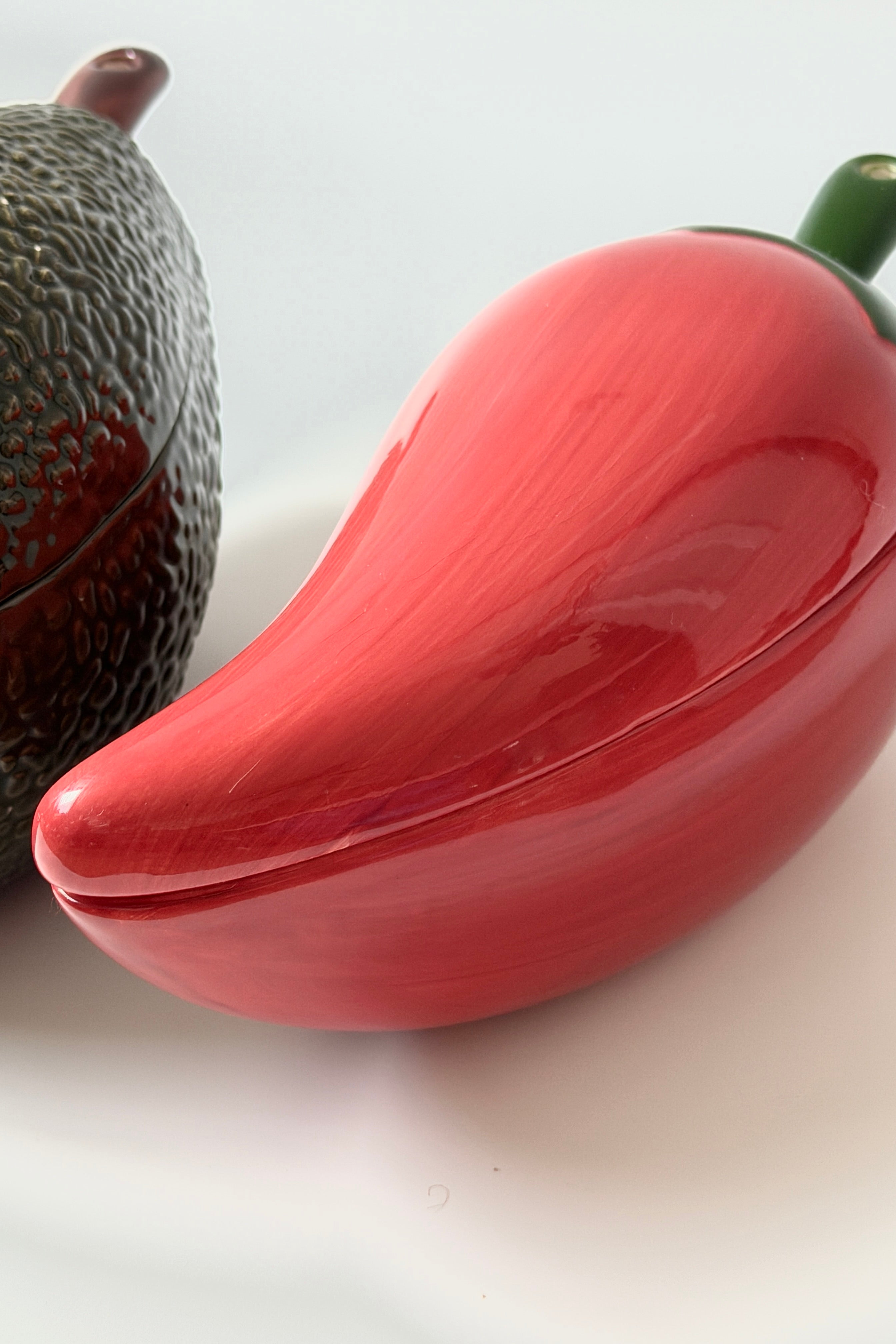 .016 Vintage Ceramic Avocado + Pepper Serving bowls